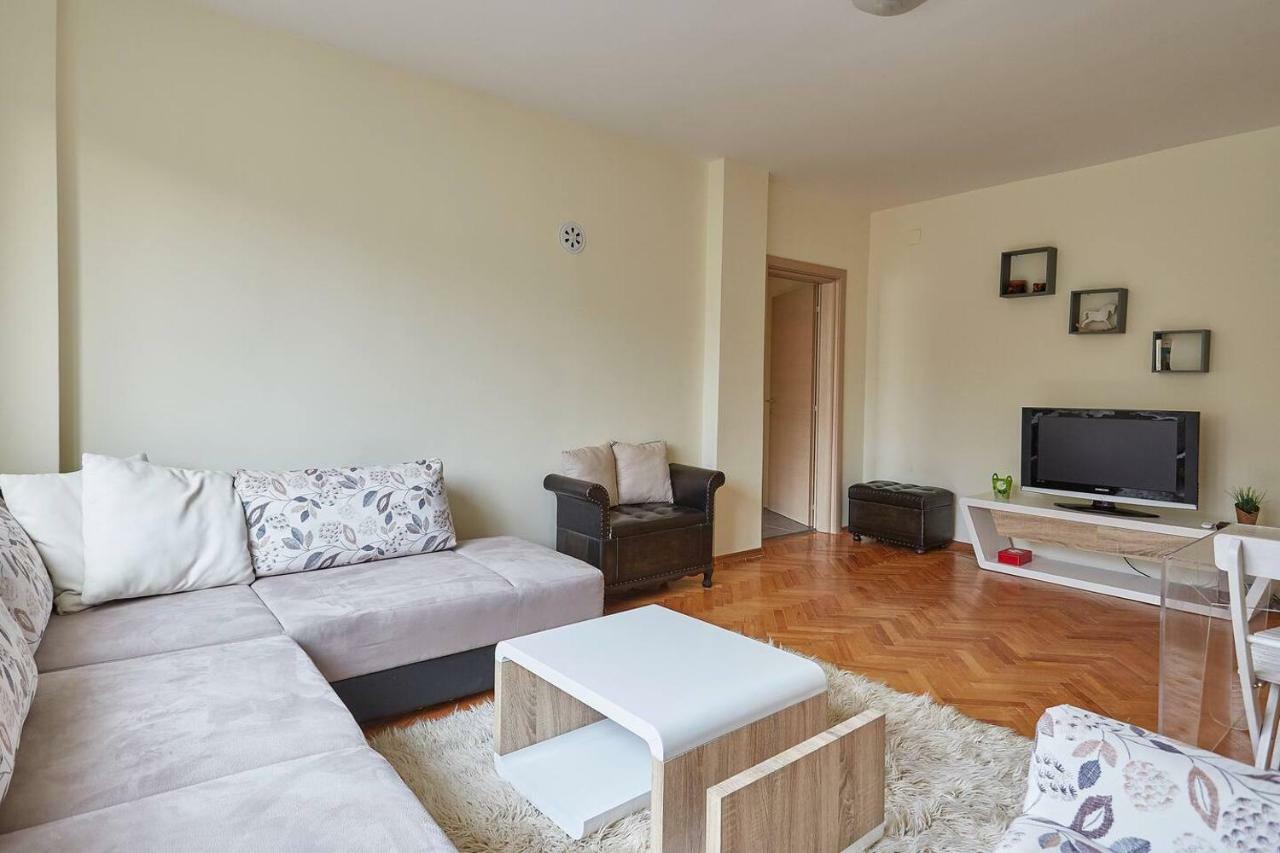 Square Vanilla Apartments Skopje Eksteriør billede